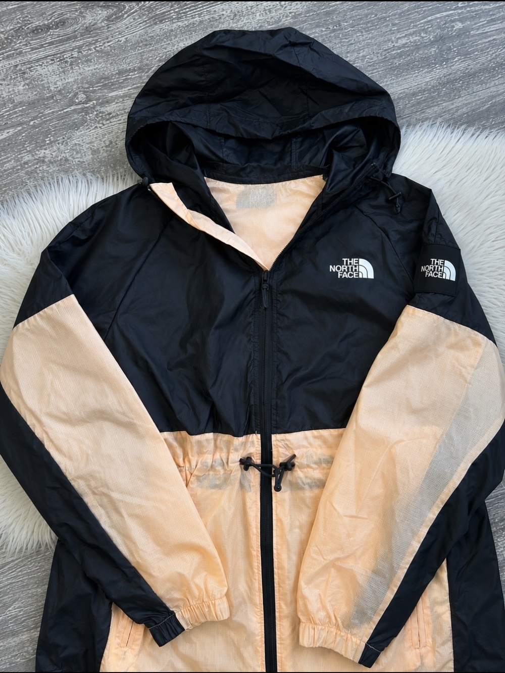 The North Face Phlego Wind Jacket Apricot / Black ( S ) - Picture 2 of 2